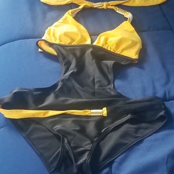 One piece swimsuit - Picture 5 of 6